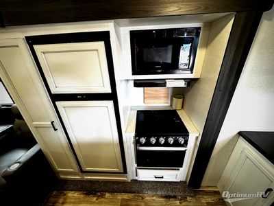 2023 Venture RV SportTrek Touring Edition - Photo 8