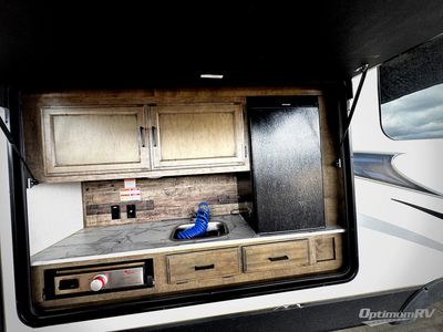 2023 Venture RV SportTrek Touring Edition - Photo 2
