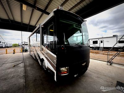 2003 Fleetwood Discovery - Photo 1