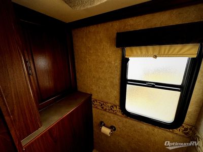 2003 Fleetwood Discovery - Photo 15