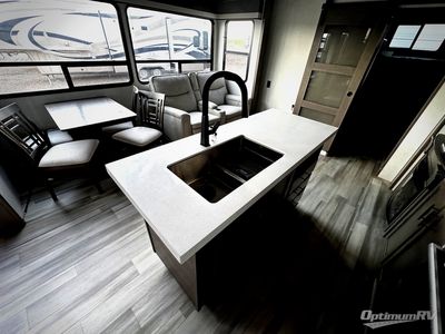2023 Grand Design Solitude S-Class — photo 8 view
