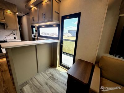 2027 Keystone Cougar Half-Ton — photo 7 view