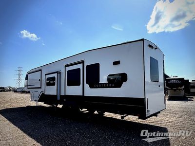 2025 Heartland Corterra — rear three-quarter view
