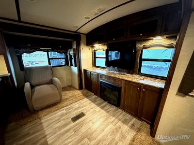 2017 Keystone Cougar — photo 8 view