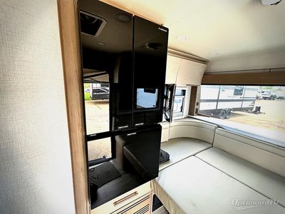 2025 Grand Design Serenova - Photo 6