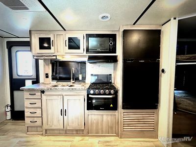 2022 Coachmen Northern Spirit XTR - Photo 8