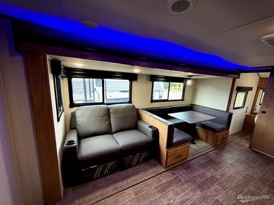 2023 Forest River Cherokee Alpha Wolf — photo 7 view