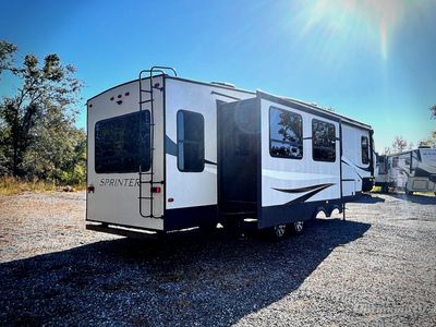 2021 Keystone Sprinter Limited - Photo 3