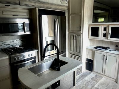 2022 Forest River Sierra - Photo 7