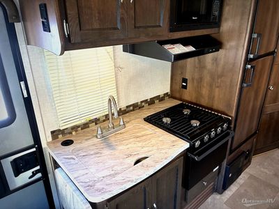 2020 Coachmen Prism - Photo 8