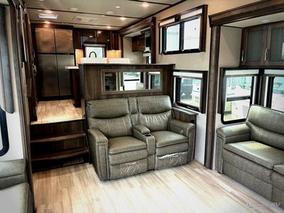 2022 Grand Design Solitude - Photo 4