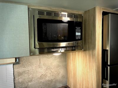 2022 Winnebago Micro Minnie — photo 12 view
