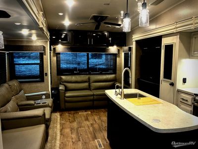 2021 Jayco Eagle — front three-quarter view