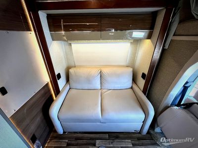 2017 Itasca Navion - Photo 10