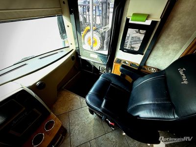 2012 Winnebago Journey - Photo 7