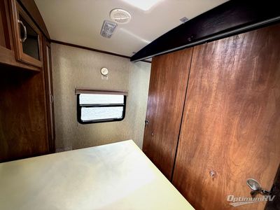 2016 Keystone Laredo - Photo 15