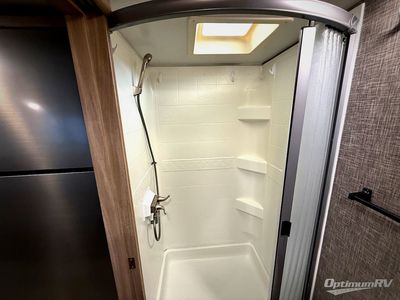 2022 Winnebago Micro Minnie FLX — photo 15 view