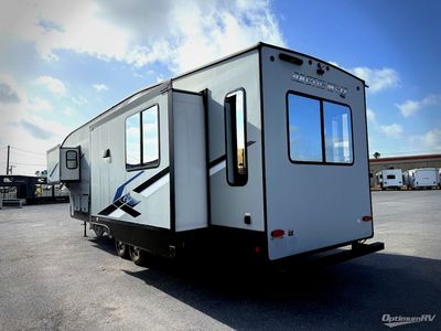 2023 Forest River Cherokee Arctic Wolf Suite — rear three-quarter view