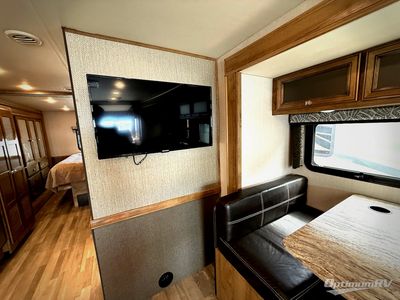 2020 Holiday Rambler Admiral — photo 12 view