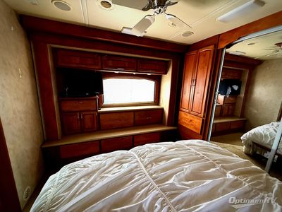 2008 Monaco RV Diplomat — photo 16 view