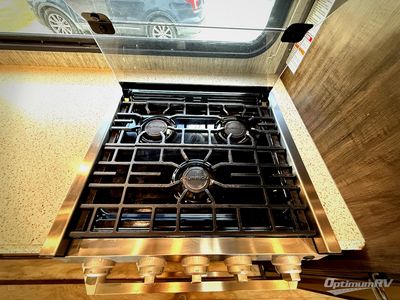 2020 Grand Design Solitude S-Class — photo 9 view