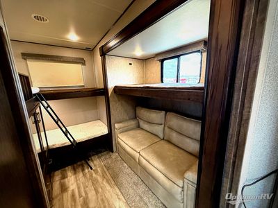 2020 Grand Design Solitude S-Class — photo 13 view