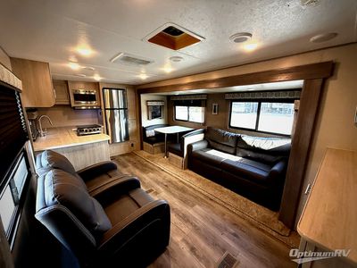 2022 Coachmen Catalina — interior view
