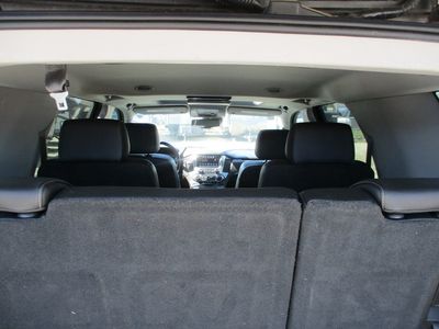 2016 Chevrolet Tahoe LT 4X4 — photo 11 view