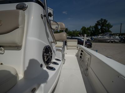 2017 Nauticstar 227 XTS — photo 26 view