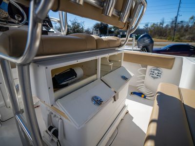 2015 Sportsman Open 212 Center Console — photo 33 view