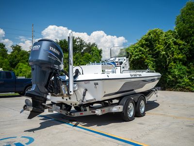 2010 Skeeter ZX 22 V — rear three-quarter view