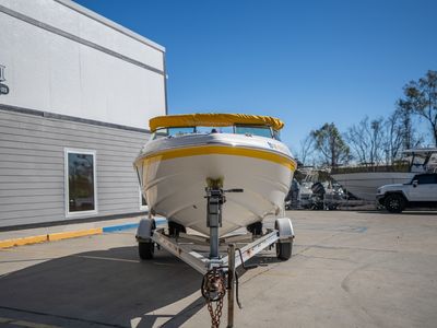 2006 Chaparral 190SSI — rear three-quarter view