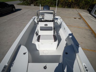 2009 Ranger Boats 2200 Bay Ranger — photo 13 view