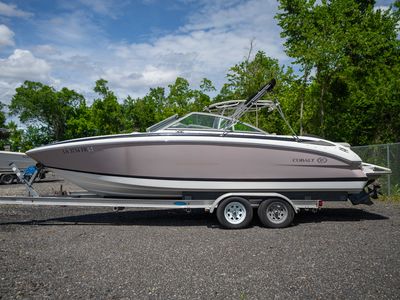 2007 Cobalt 222 — detail view