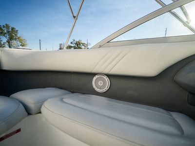 2007 Cobalt 222 — photo 25 view