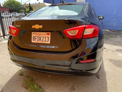 2019 Chevrolet Cruze - Photo 3