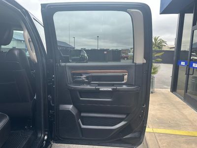 2014 RAM 1500 Laramie 4x4 - Photo 14