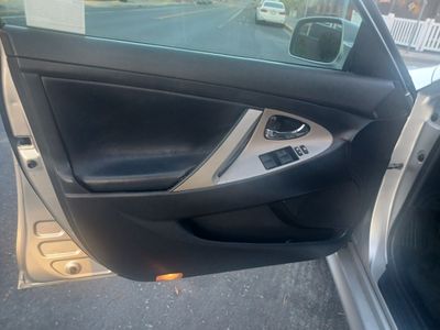 2009 Toyota Camry - Photo 12