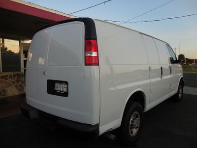 2021 Chevrolet Express - Photo 3