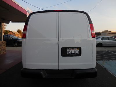 2021 Chevrolet Express - Photo 4