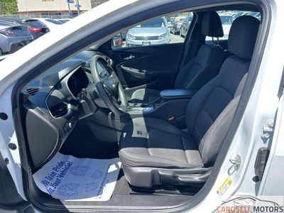 2016 Chevrolet Malibu — photo 13 view