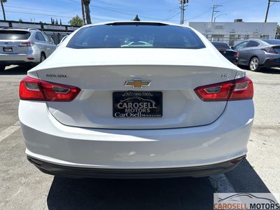 2016 Chevrolet Malibu — photo 7 view