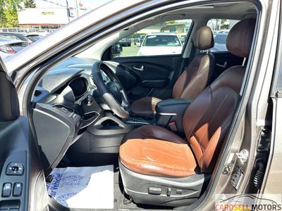 2011 Hyundai TUCSON - Photo 11