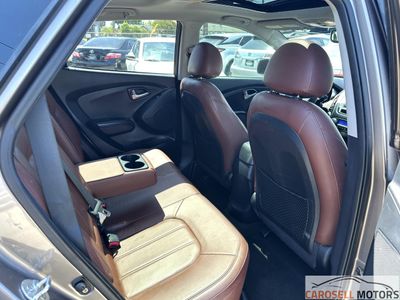 2011 Hyundai TUCSON - Photo 32