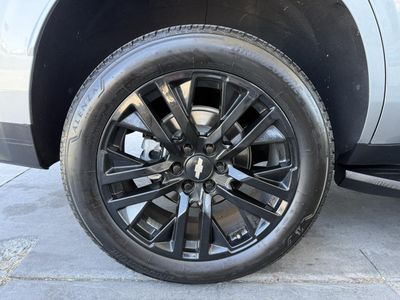 2023 Chevrolet Tahoe — photo 12 view