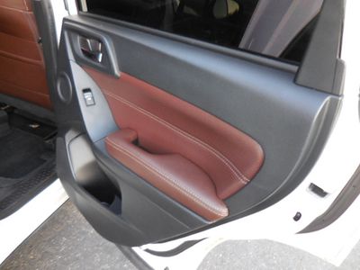 2017 Subaru Forester - Photo 14
