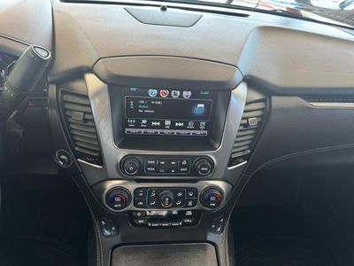 2017 Chevrolet Tahoe — photo 16 view
