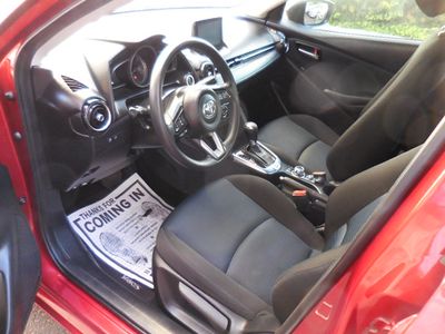 2020 Toyota Yaris - Photo 10
