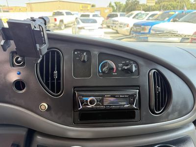 2007 Ford E-Series Van — photo 21 view