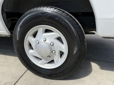2007 Ford E-Series Van — photo 10 view